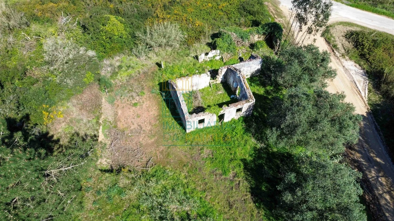Moradia T2 para Venda em Caldas da Rainha - Santo Onofre e Serra do Bouro Foto 5