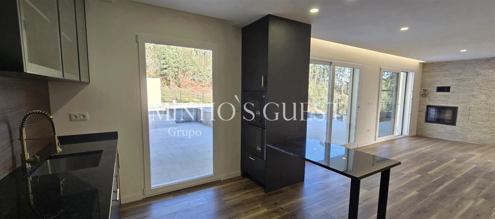 Moradia T3 para Venda em Espinho Foto 13