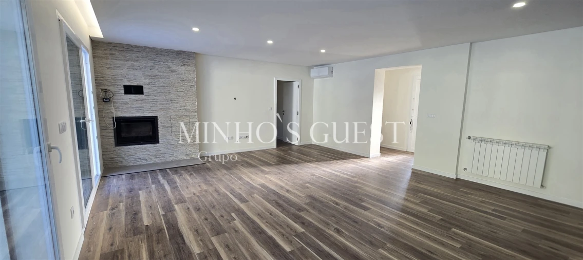 Moradia T3 para Venda em Espinho Foto 15