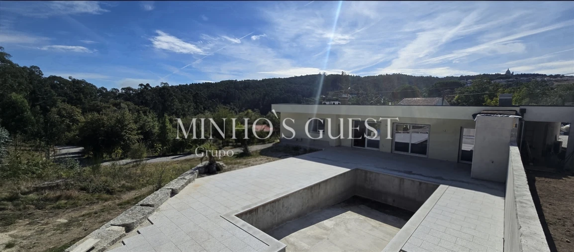 Moradia T3 para Venda em Espinho Foto 7