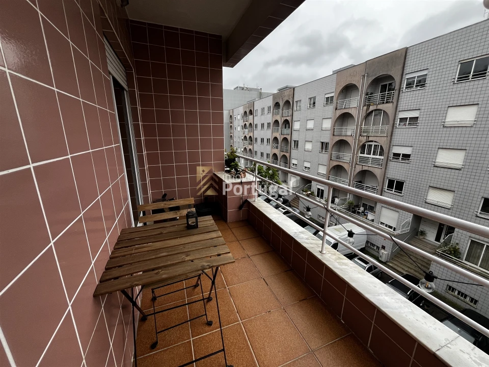 Apartamento T1 para Arrendamento em São Vitor (Braga) Foto 8