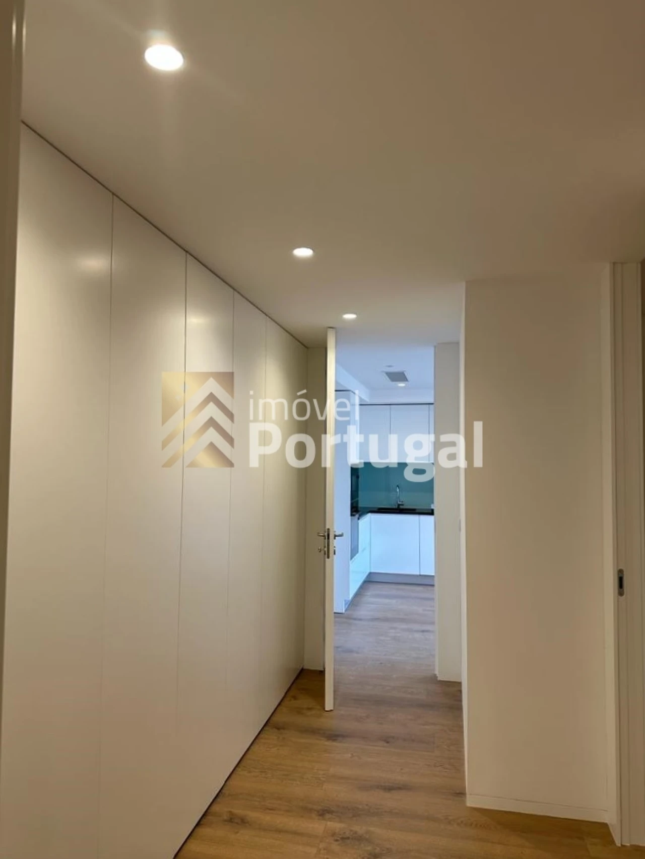 Apartamento T2 para Arrendamento em Barcelos, V.Boa, V.Frescainha Foto 2