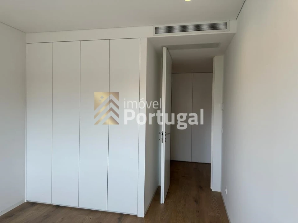 Apartamento T2 para Arrendamento em Barcelos, V.Boa, V.Frescainha Foto 6