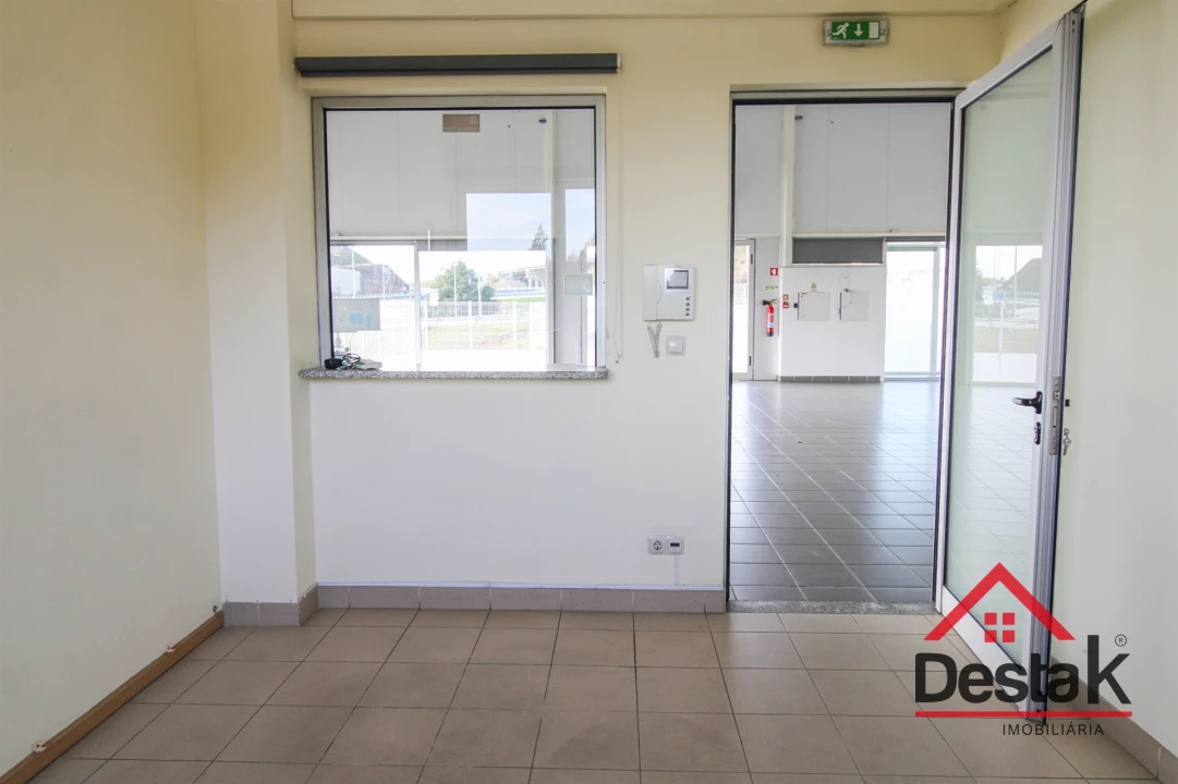 Armazém para Venda em Talhadas Foto 20