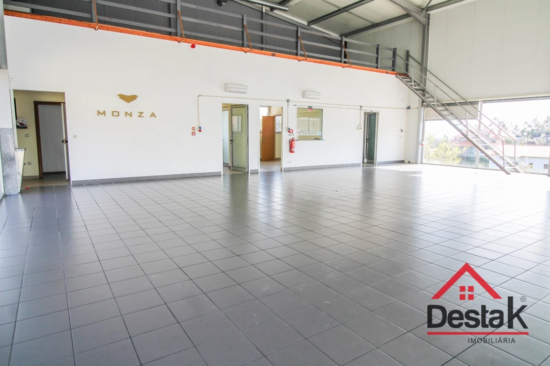 Armazém para Venda em Talhadas Foto 6