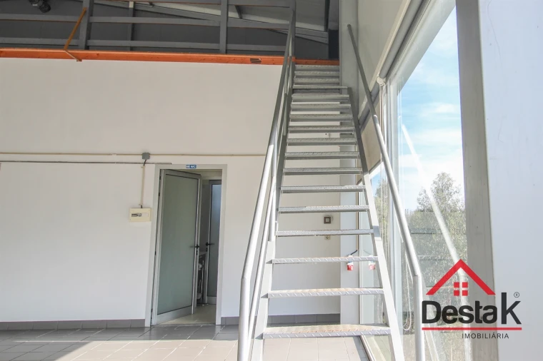 Armazém para Venda em Talhadas Foto 10