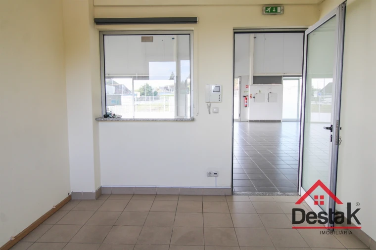 Armazém para Venda em Talhadas Foto 20