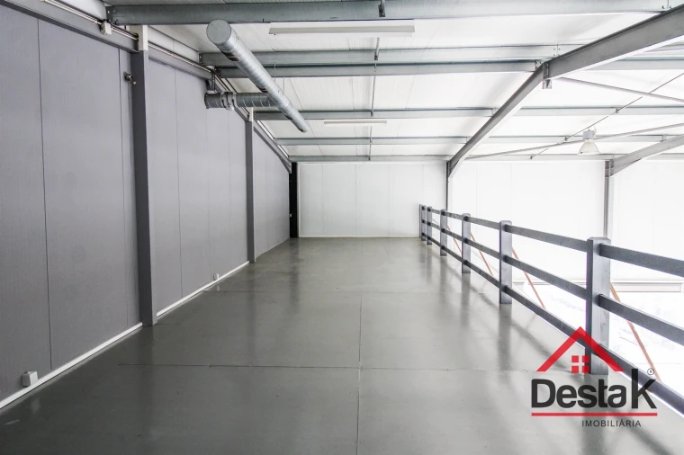 Armazém para Venda em Talhadas Foto 13