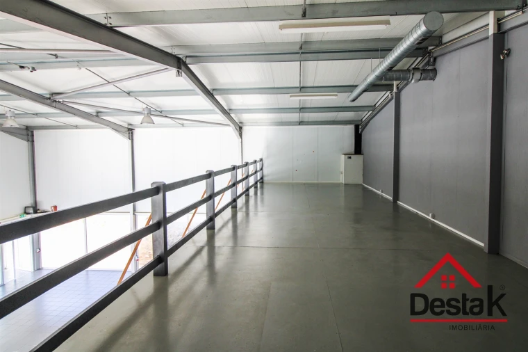 Armazém para Venda em Talhadas Foto 14