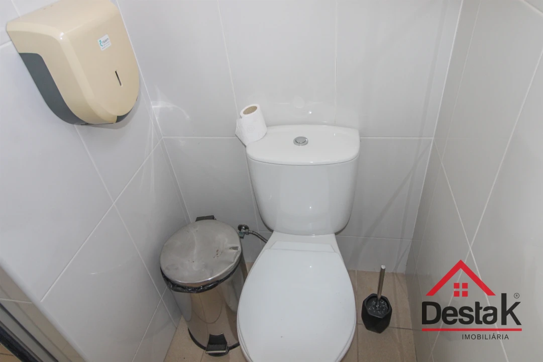 Armazém para Venda em Talhadas Foto 16