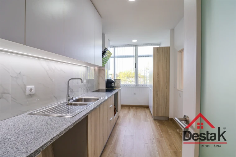 Apartamento T3 para Venda em Rio de Loba Foto 5