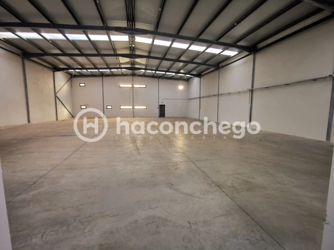 Armazém para Arrendamento em Roriz Foto 19