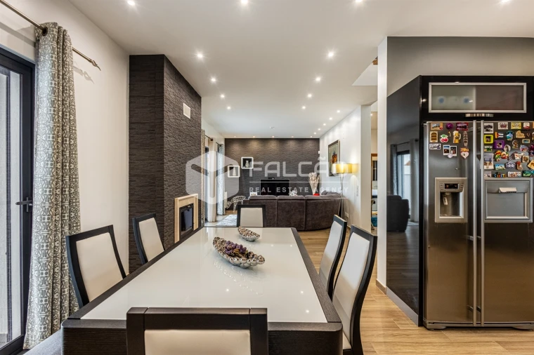 Moradia T3 para Venda em Alpiarça Foto 8