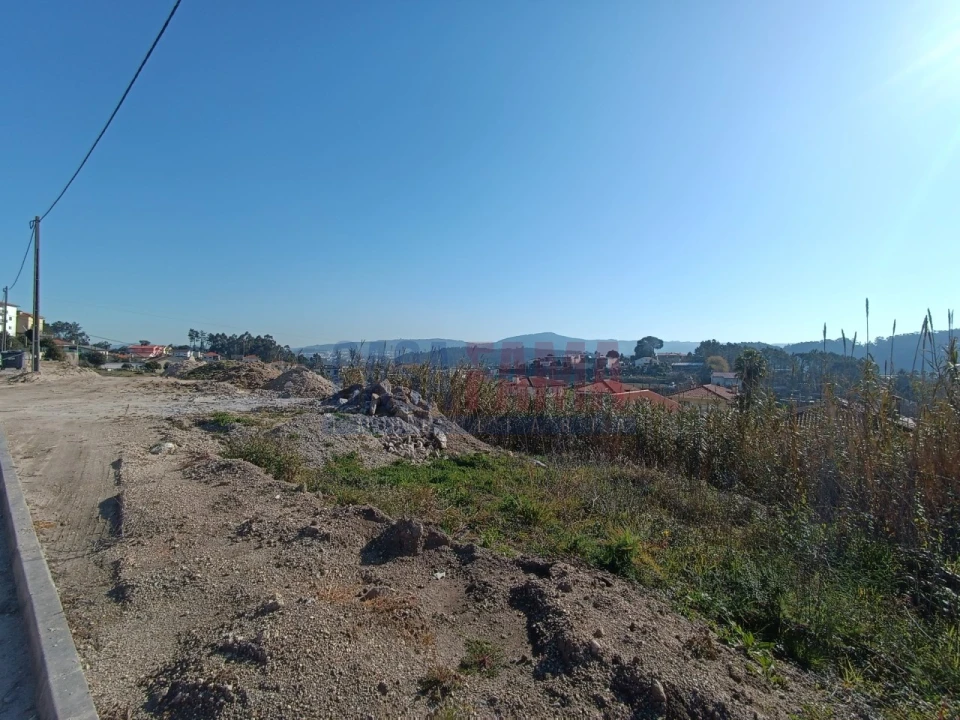 Terreno para Venda em Celeirós, Aveleda e Vimieiro Foto 4