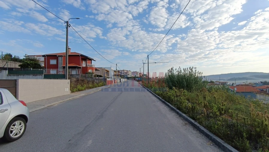 Terreno para Venda em Celeirós, Aveleda e Vimieiro Foto 5