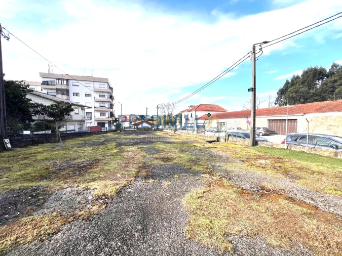 Terreno para Arrendamento em Vilar de Pinheiro Foto 6