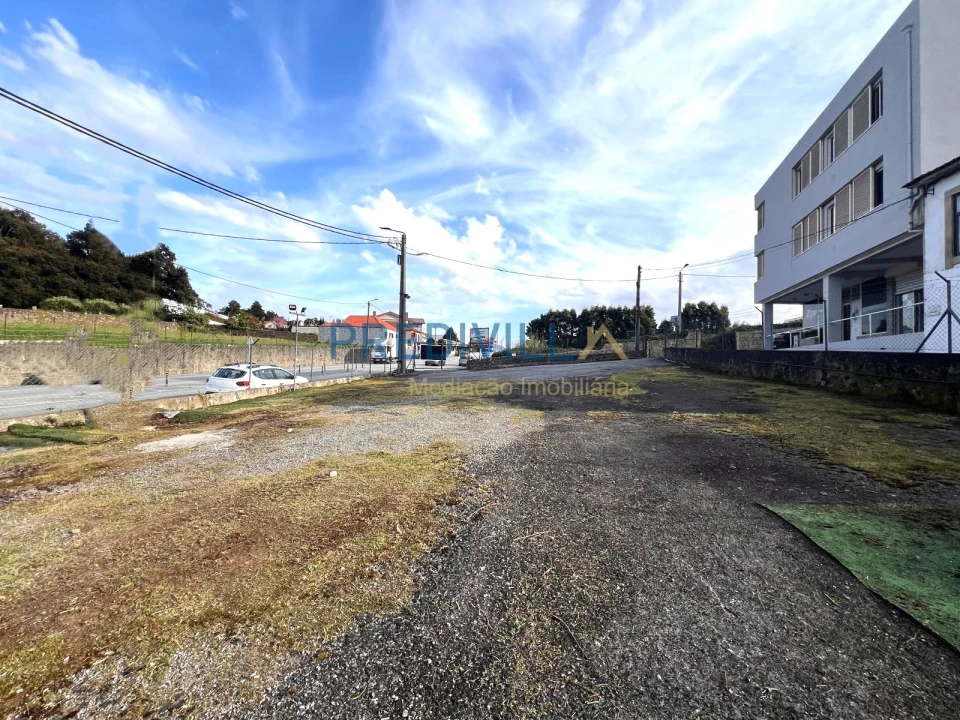 Terreno para Arrendamento em Vilar de Pinheiro Foto 3