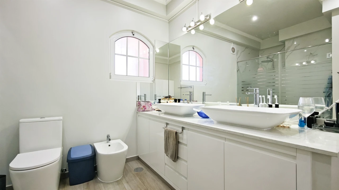 Moradia T4 para Venda em Albufeira e Olhos de Água Foto 39