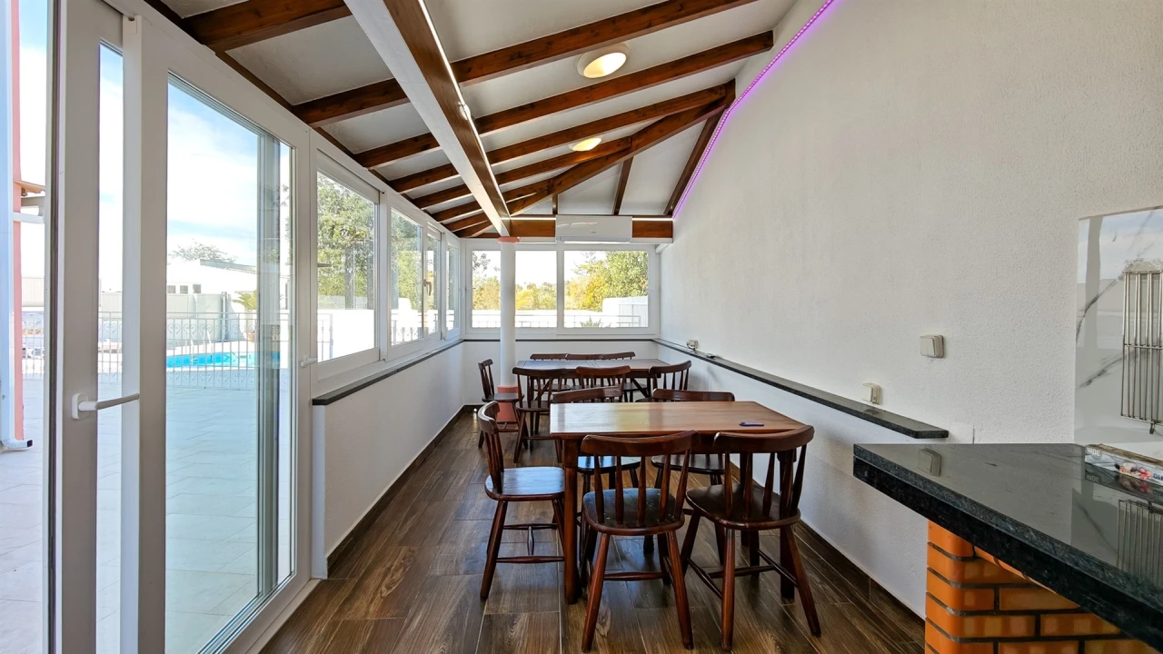 Moradia T4 para Venda em Albufeira e Olhos de Água Foto 14