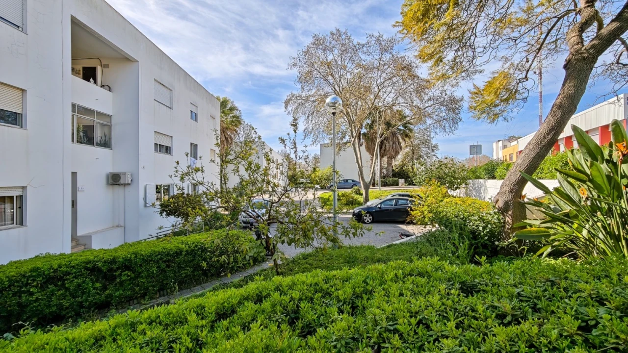 Apartamento T2 para Venda em Albufeira e Olhos de Água Foto 30