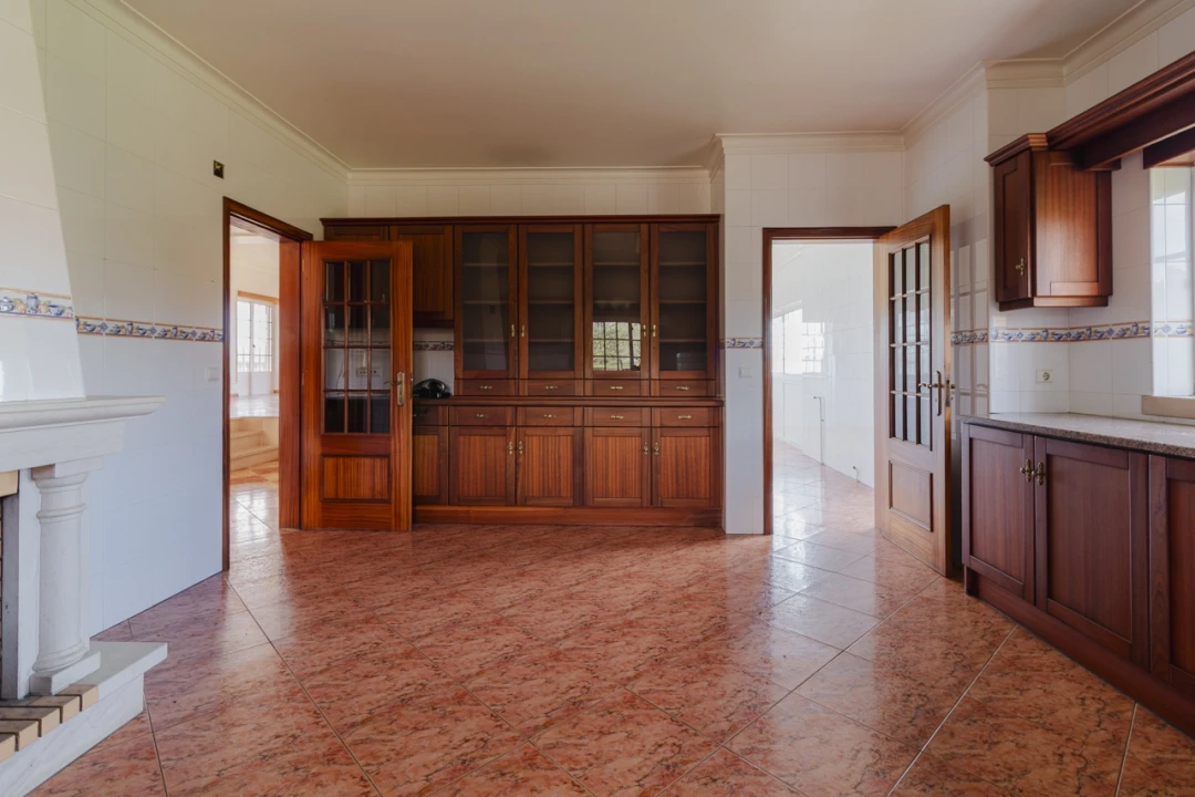 Moradia T5 para Venda em Meirinhas Foto 6