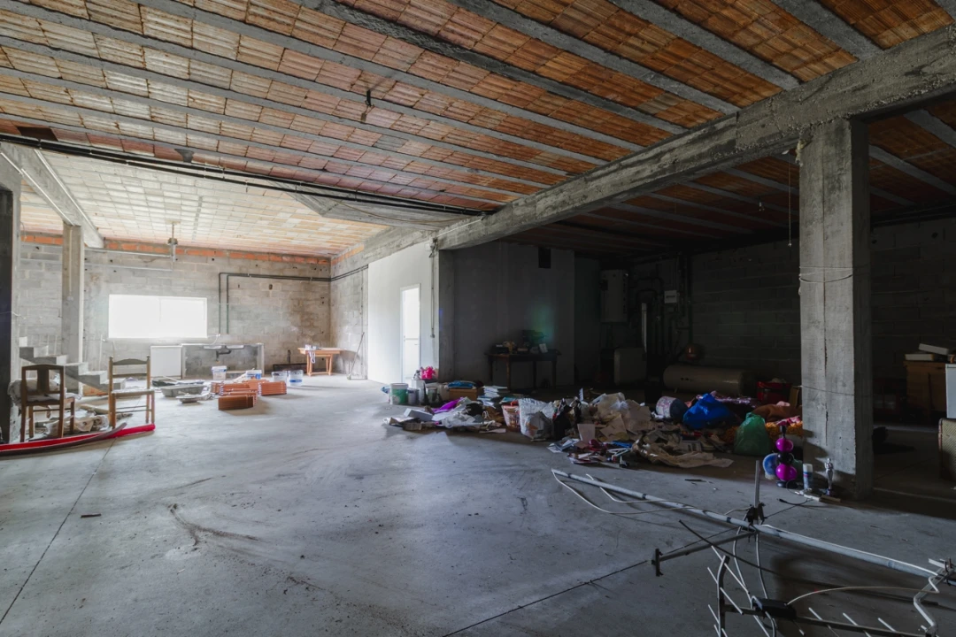 Moradia T5 para Venda em Meirinhas Foto 54