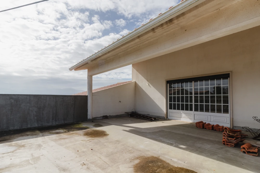 Moradia T5 para Venda em Meirinhas Foto 48