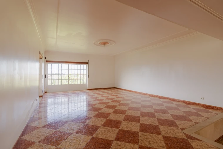 Moradia T5 para Venda em Meirinhas Foto 10