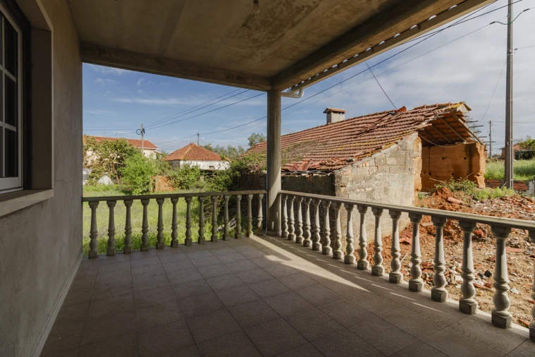 Moradia T5 para Venda em Meirinhas Foto 42