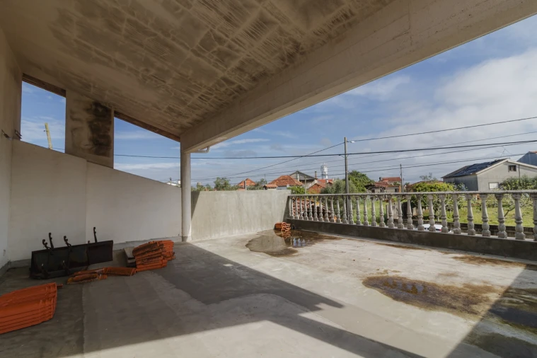 Moradia T5 para Venda em Meirinhas Foto 47