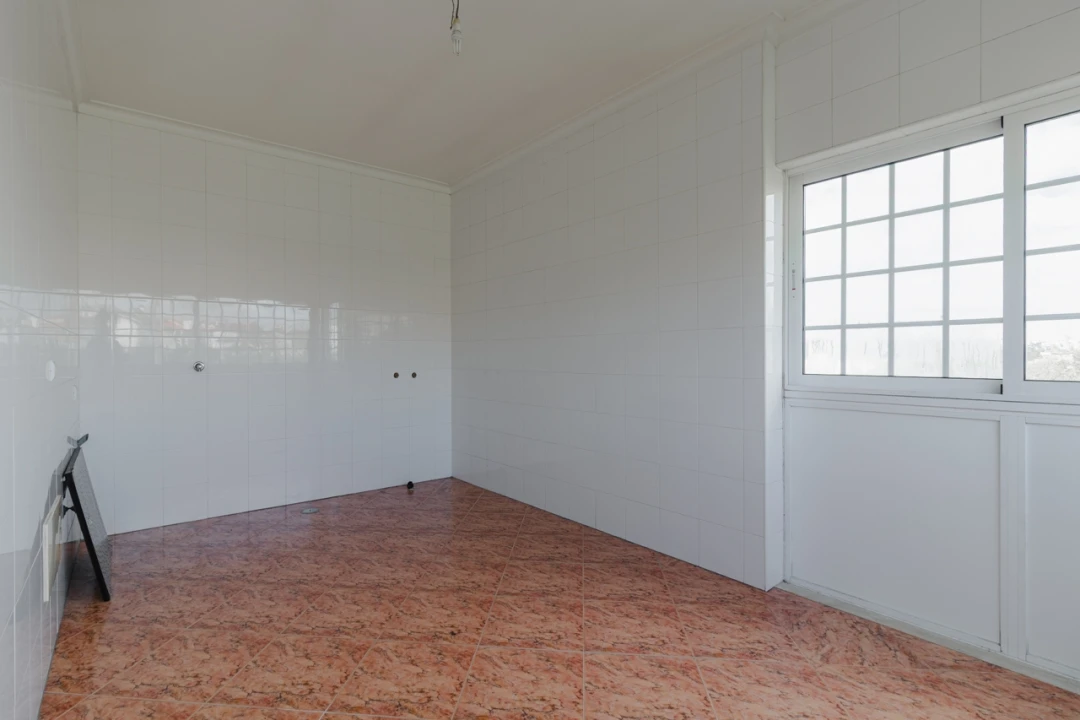 Moradia T5 para Venda em Meirinhas Foto 40