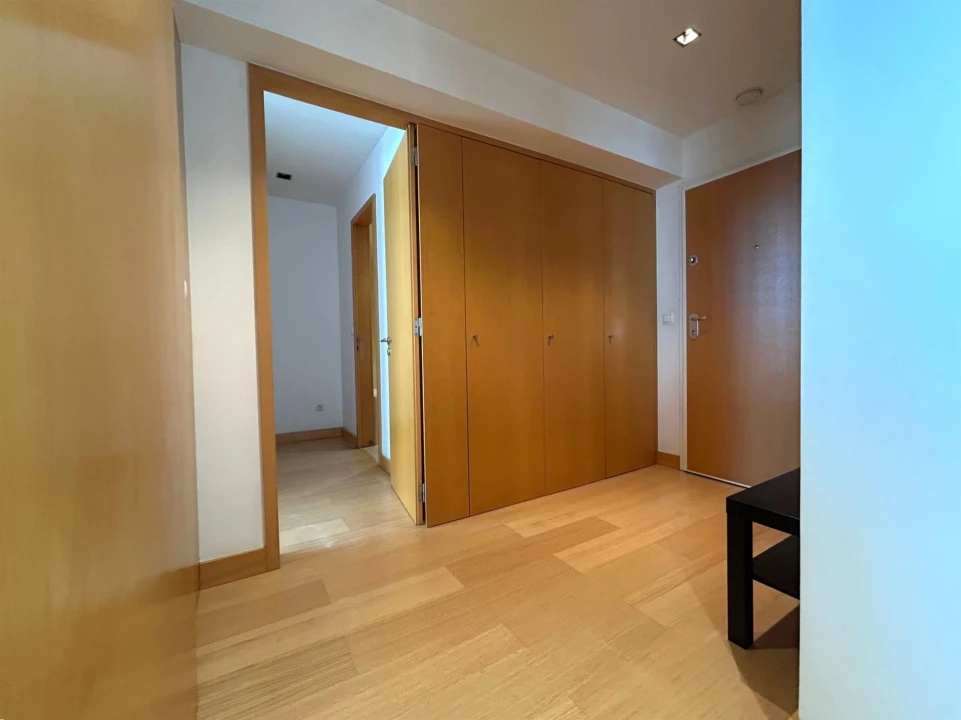 Apartamento T1 para Arrendamento em São Mamede de Infesta e Senhora da Hora Foto 11