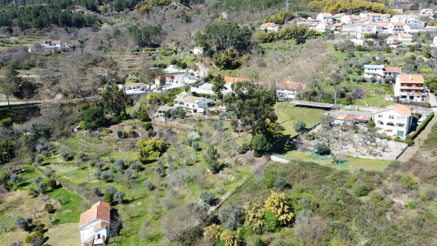 Terreno para Venda em Tortosendo Foto 14