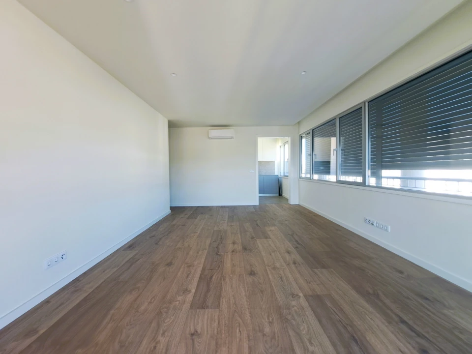 Apartamento T2 para Arrendamento em Braga (Maximinos, Sé e Cividade) Foto 9