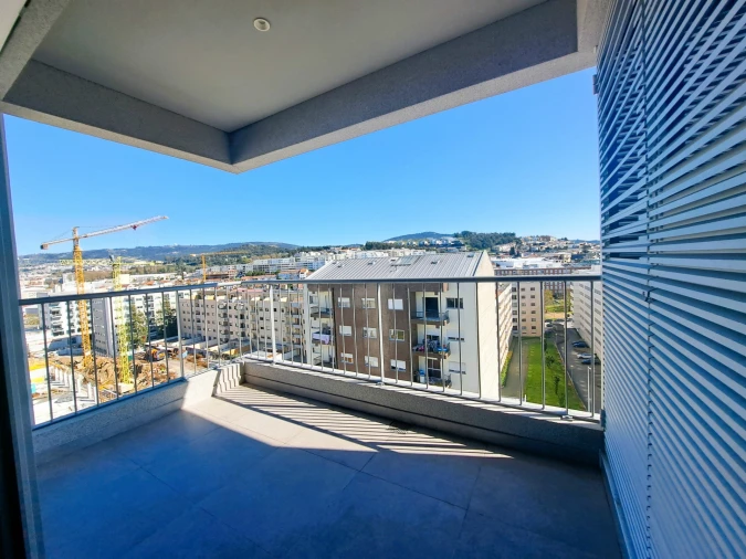 Apartamento T2 para Arrendamento em Braga (Maximinos, Sé e Cividade) Foto 3