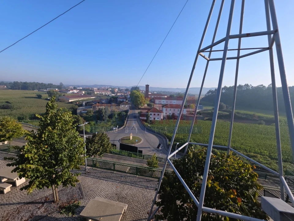 Terreno para Venda em Fradelos Foto 1