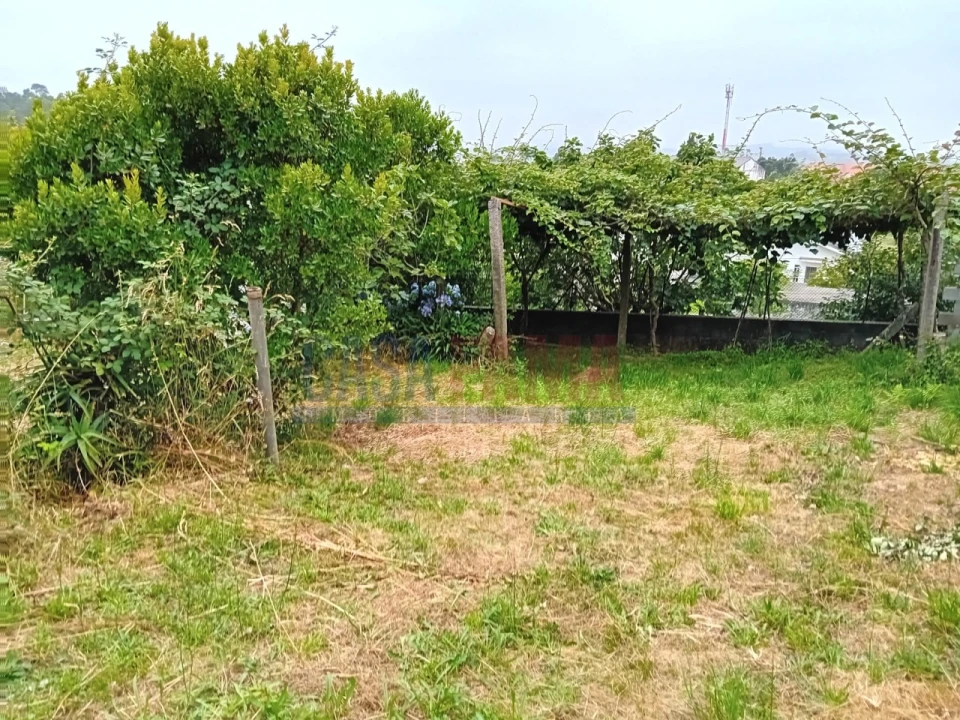 Terreno para Venda em Santo Tirso, Couto (Santa Cristina e São Miguel) e Burgães Foto 4