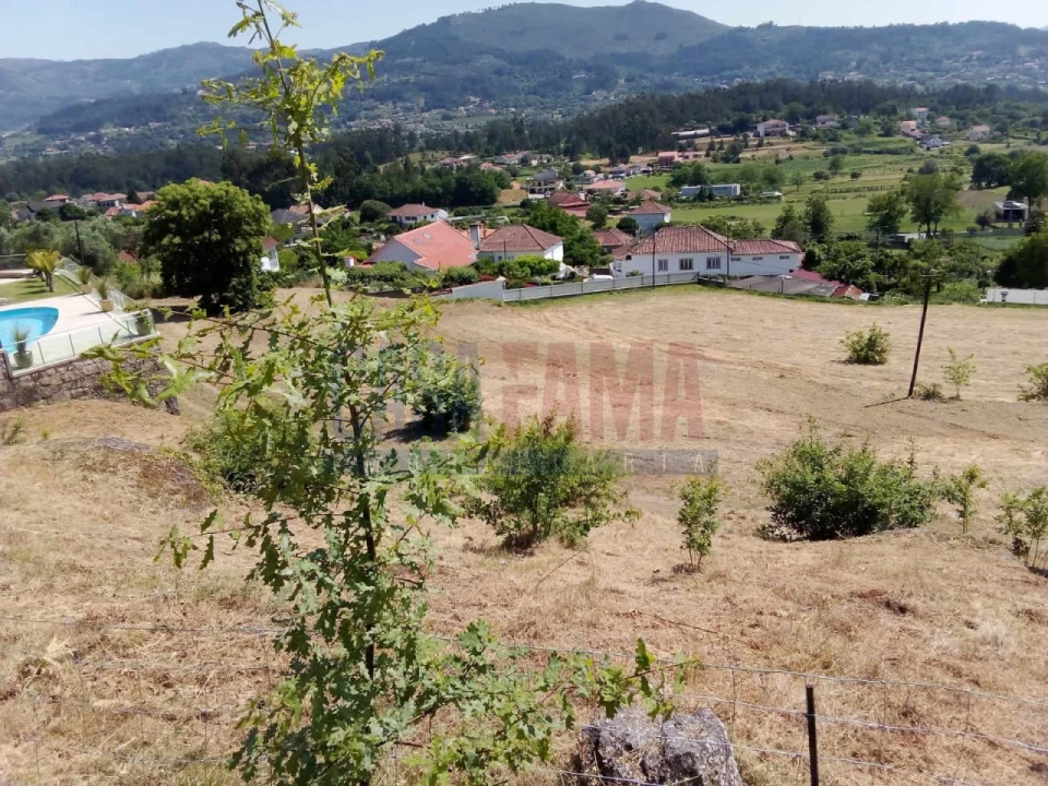 Terreno para Venda em Refoios do Lima Foto 9