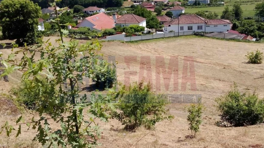 Terreno para Venda em Refoios do Lima