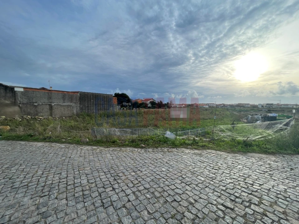 Terreno para Venda em Aver-O-Mar, Amorim e Terroso Foto 4