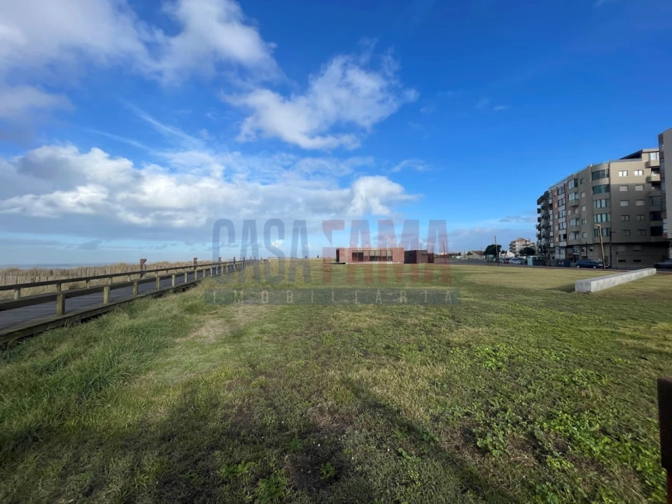 Terreno para Venda em Aver-O-Mar, Amorim e Terroso Foto 10