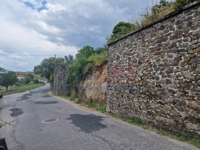 Terreno para Venda em Gamil e Midões Foto 7