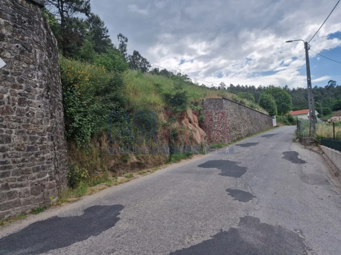 Terreno para Venda em Gamil e Midões Foto 9