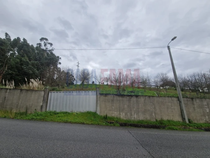 Terreno para Venda em Vila Nova de Famalicão e Calendário Foto 1