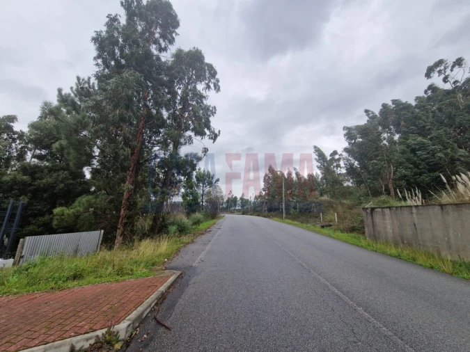 Terreno para Venda em Vila Nova de Famalicão e Calendário Foto 2
