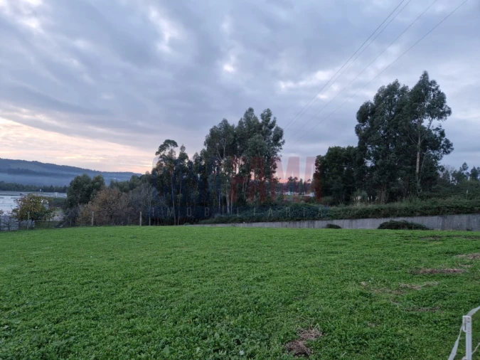 Terreno para Venda em Vila Nova de Famalicão e Calendário Foto 5