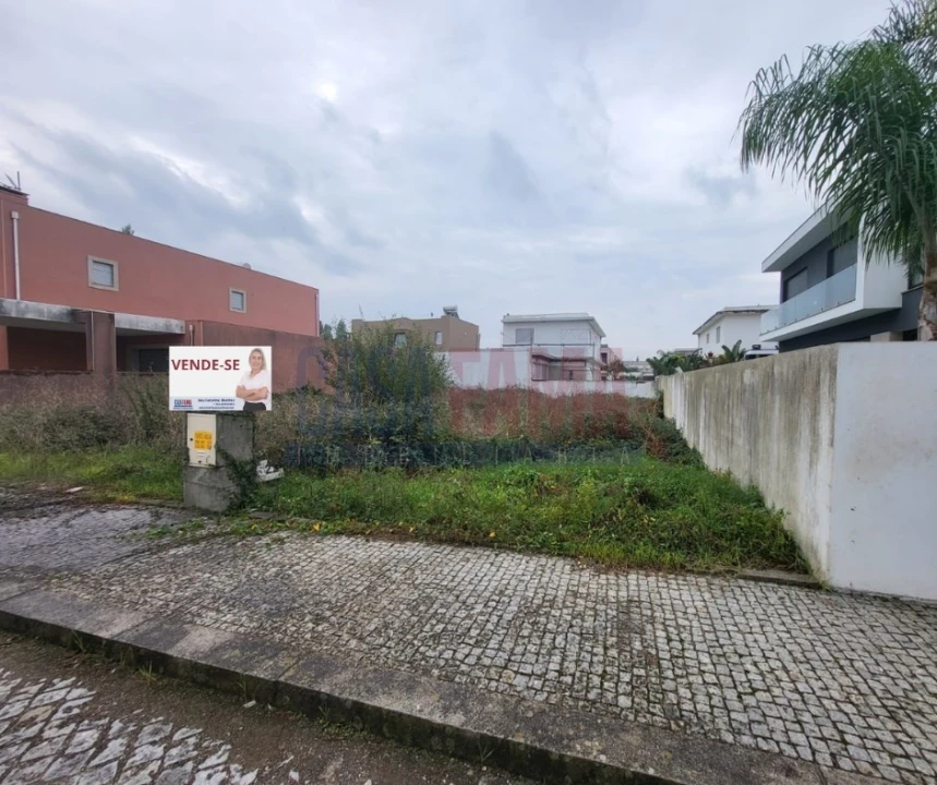 Terreno para Venda em Balazar Foto 3