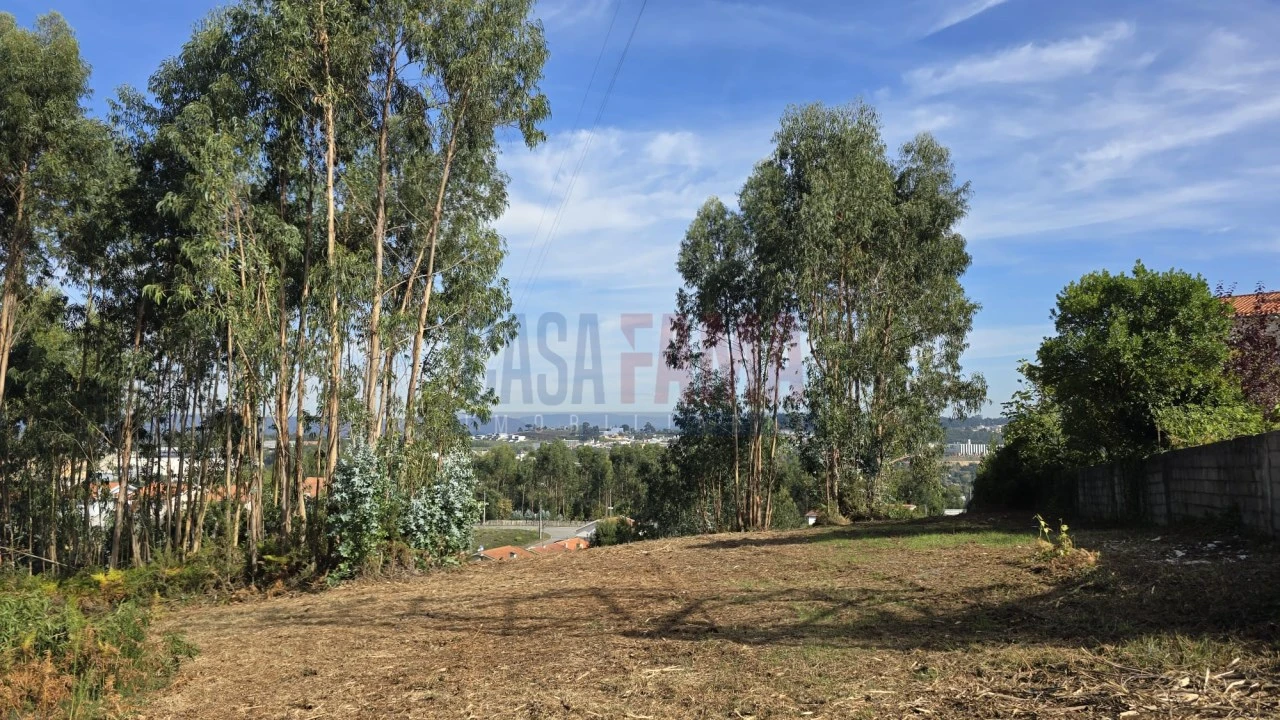 Terreno para Venda em Pedroso e Seixezelo Foto 2