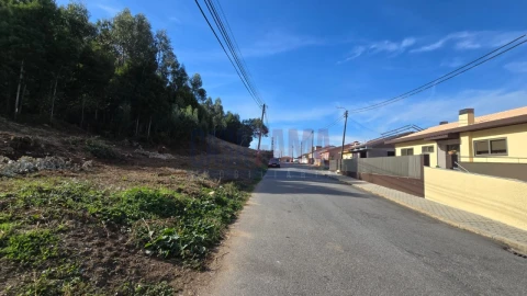 Terreno para Venda em Pedroso e Seixezelo