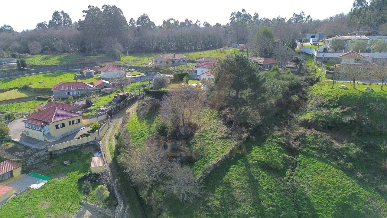 Terreno para Venda em Paredes de Coura e Resende Foto 4